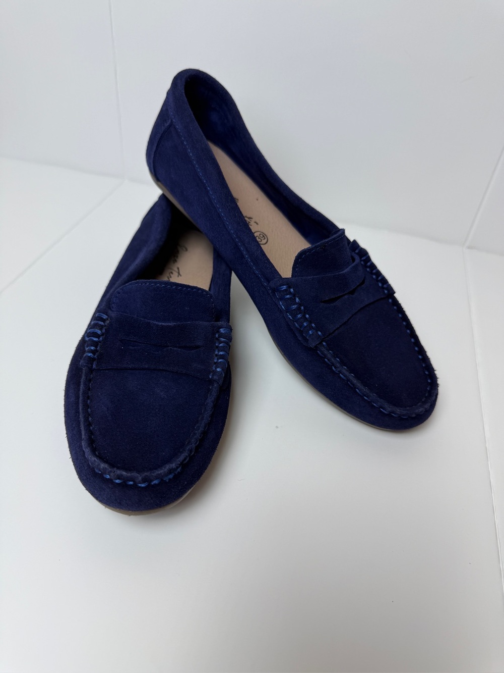 Enzo Angiolini Blue Suede Loafer Moccasins Size 8 EU 39 Made in Spain Slip On